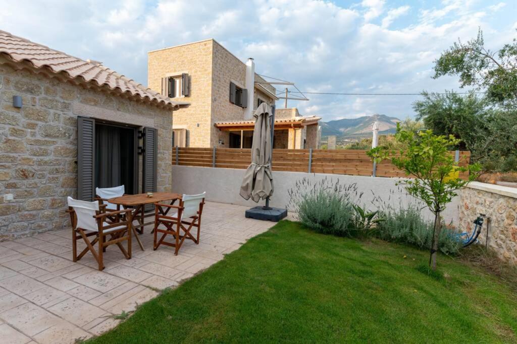 Villas Chrysanthi สตูปา ภายนอก รูปภาพ