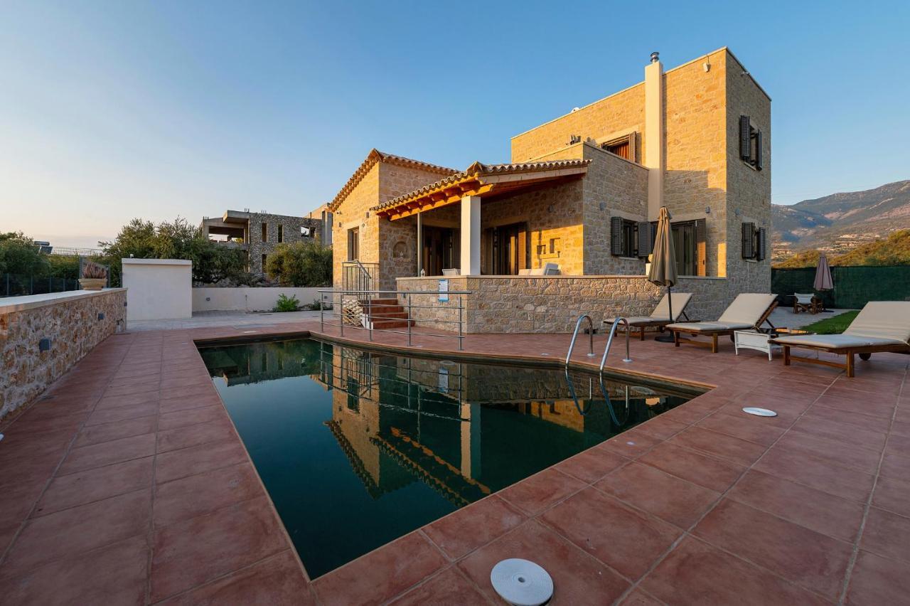 Villas Chrysanthi สตูปา ภายนอก รูปภาพ